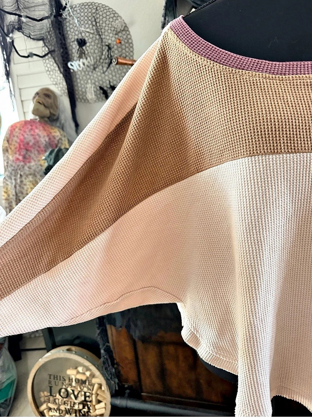 Hem & Thread Color-Block Waffle Knit Top - Picture 5 of 10